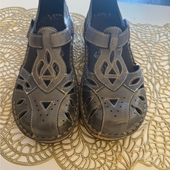 Propet Women’s Jenna Sandals - Picture 2 of 13